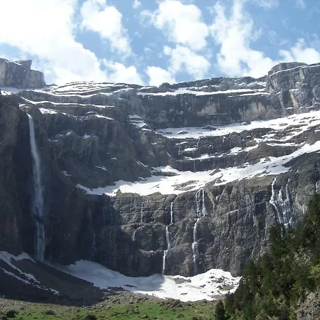 Yourtes Mongoles Gavarnie 豪华帐篷 *